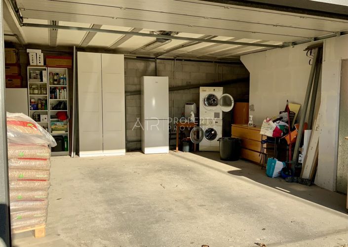 Image No.12-4 Bed House for sale