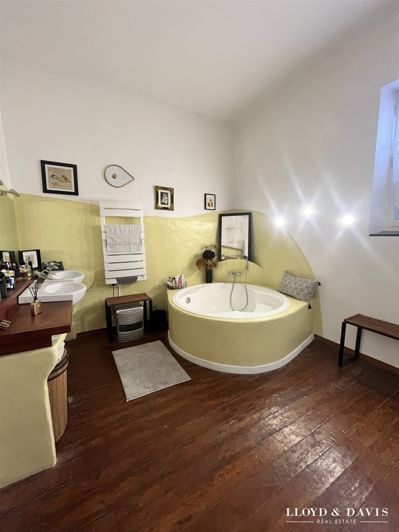 Image No.8-Maison de 6 chambres à vendre à Targon