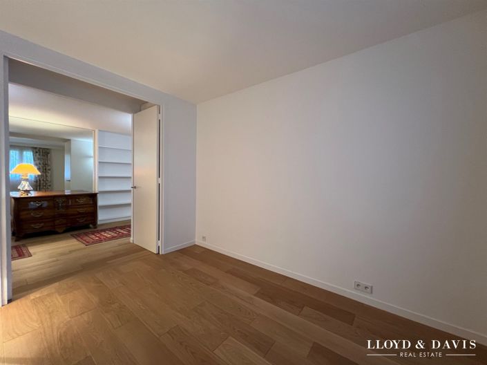 Image No.4-Appartement de 2 chambres à vendre à Paris