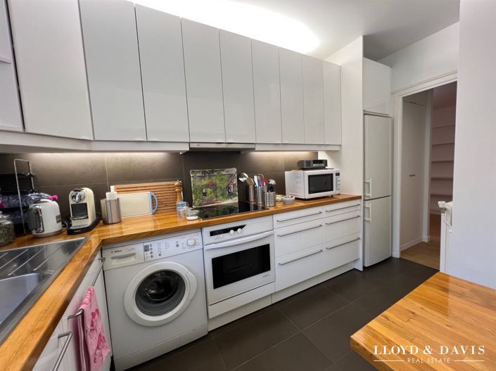 Image No.7-2 Bed Apartment for sale