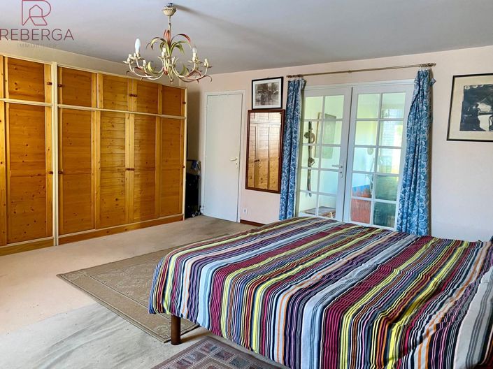 Image No.13-3 Bed House for sale