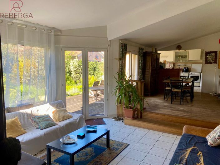 Image No.7-3 Bed House for sale