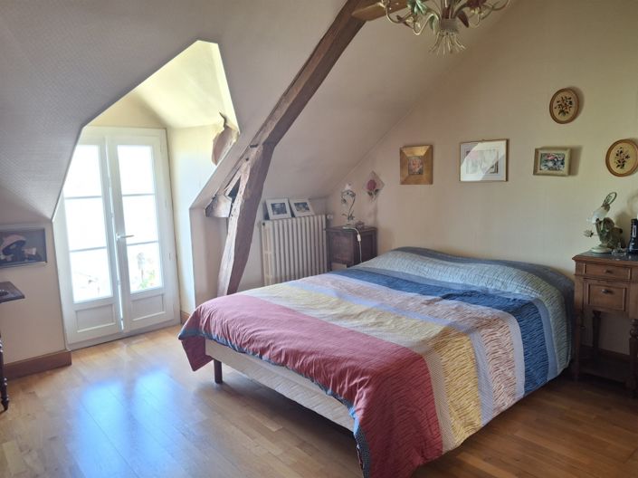 Image No.14-6 Bed House for sale