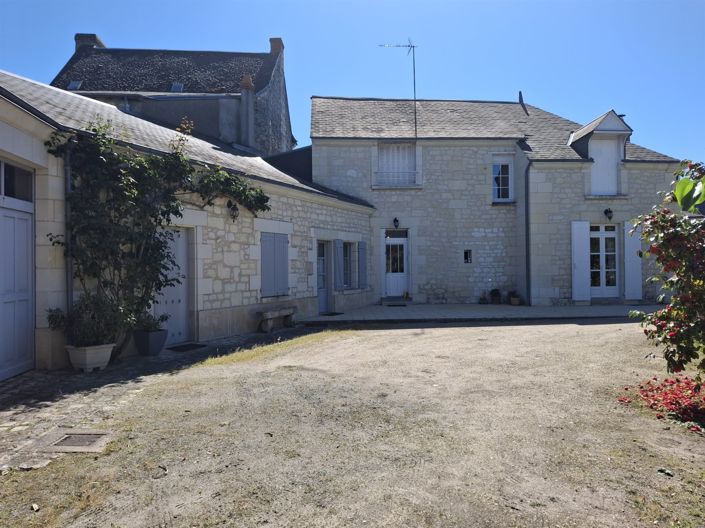 Image No.32-6 Bed House for sale