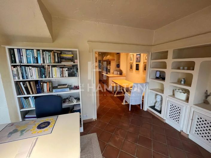 Image No.8-House for sale