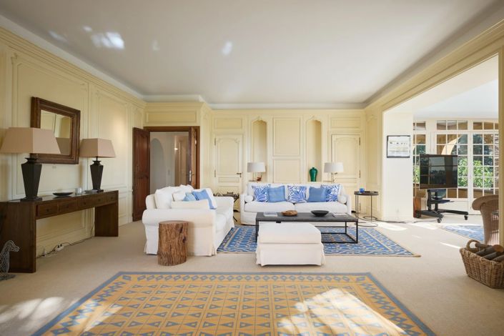 Image No.3-13 Bed House for sale