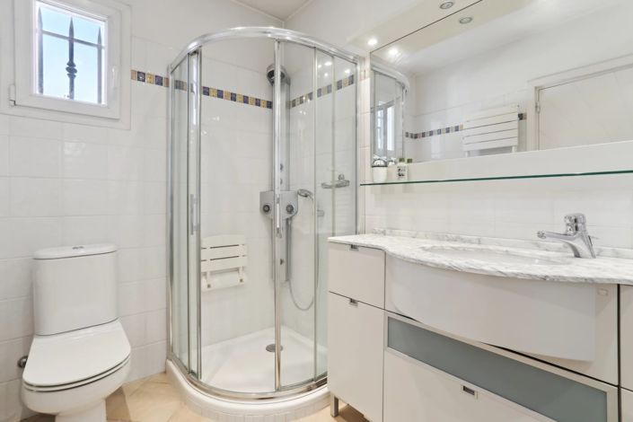 Image No.13-5 Bed House for sale