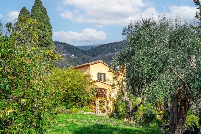 Image No.3-4 Bed House for sale
