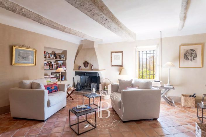 Image No.5-4 Bed House for sale