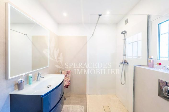 Image No.14-3 Bed House for sale