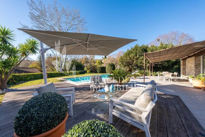 Image No.17-3 Bed House for sale