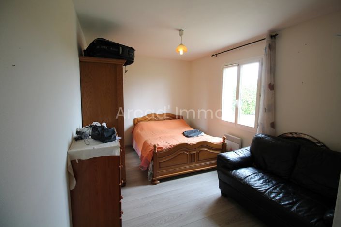 Image No.7-4 Bed House for sale