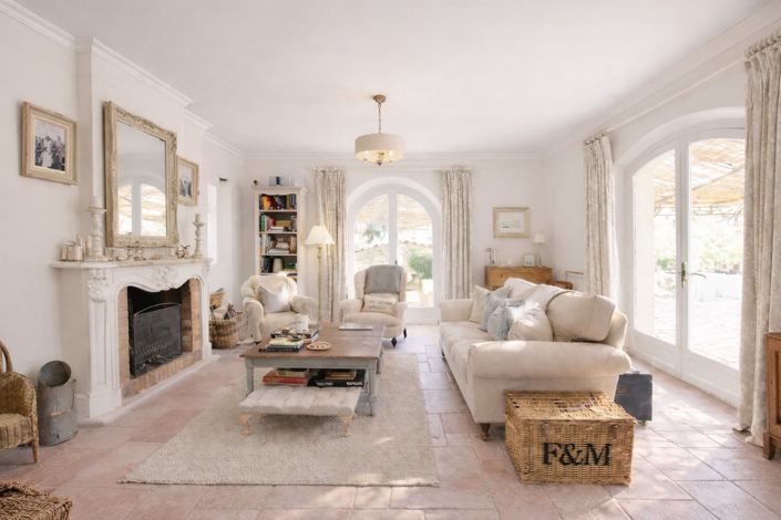 Image No.2-3 Bed House for sale