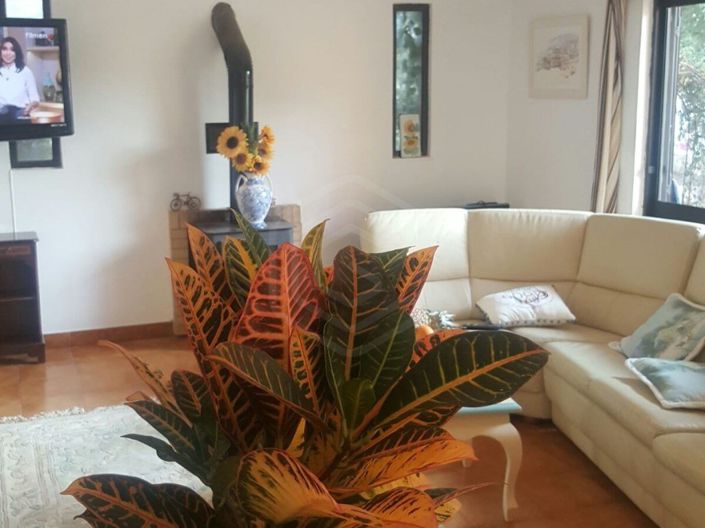 Image No.6-3 Bed House for sale