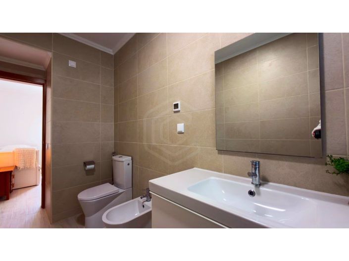 Image No.43-3 Bed House for sale