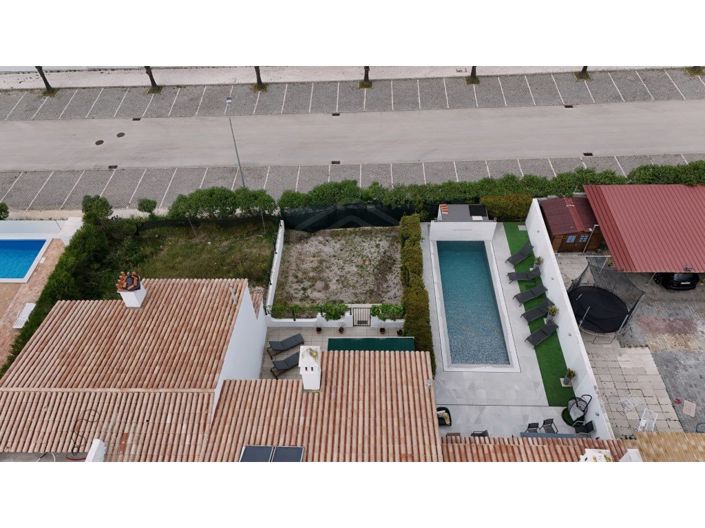 Image No.57-3 Bed House for sale