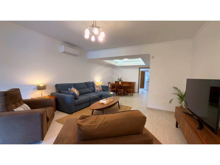 Image No.7-3 Bed House for sale