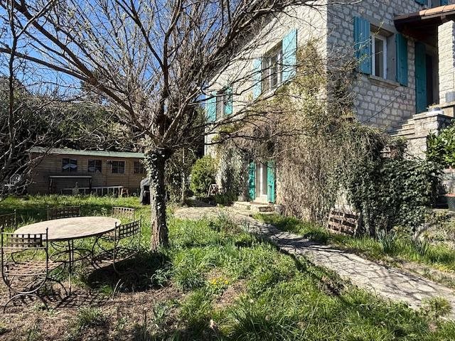 Image No.17-3 Bed House for sale