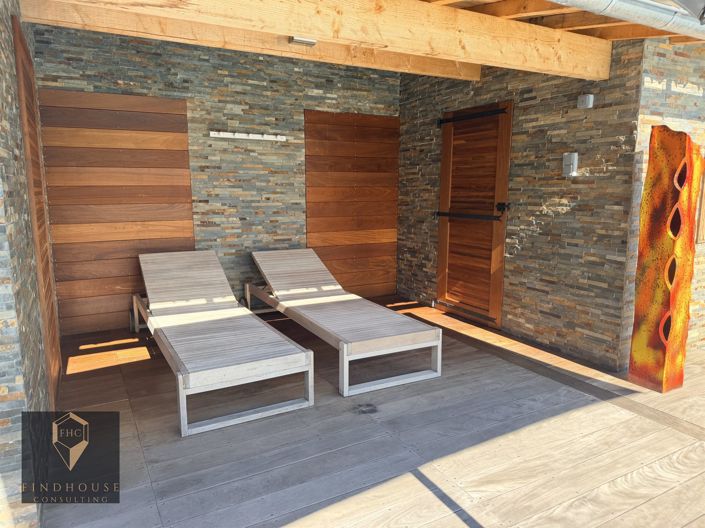 Image No.14-3 Bed House for sale