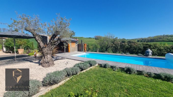 Image No.3-3 Bed House for sale