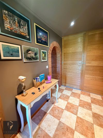 Image No.5-3 Bed House for sale