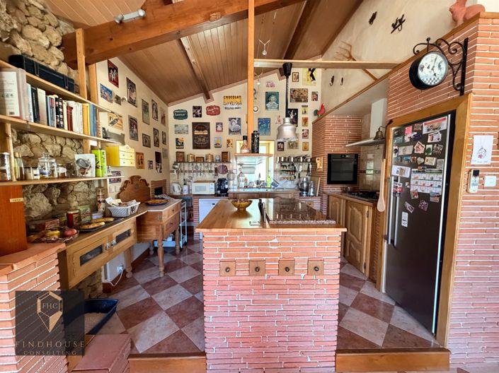 Image No.7-3 Bed House for sale