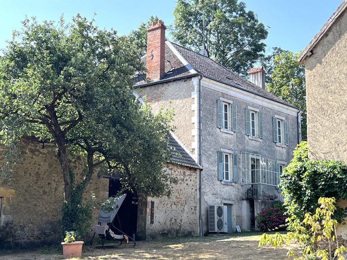 Image No.2-4 Bed House for sale