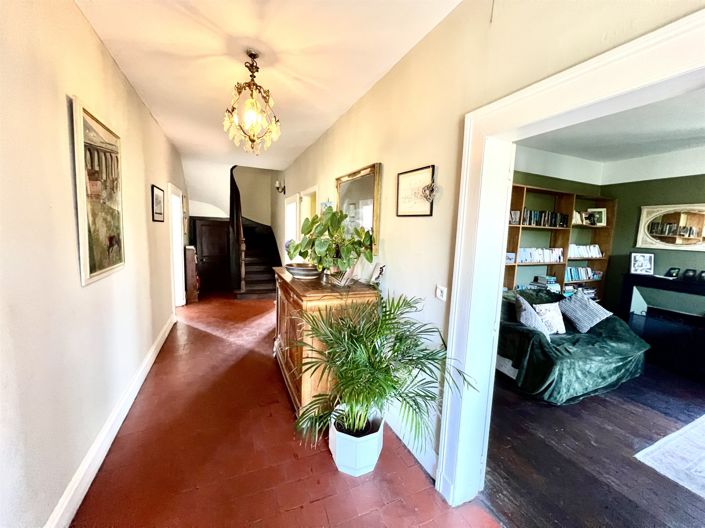 Image No.5-4 Bed House for sale