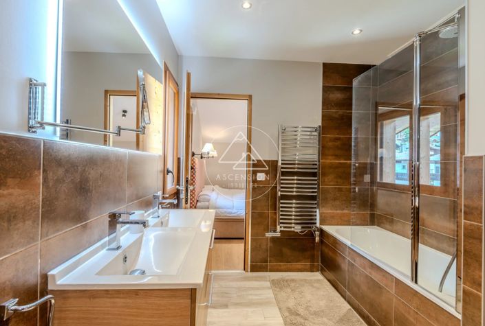 Image No.9-3 Bed Apartment for sale