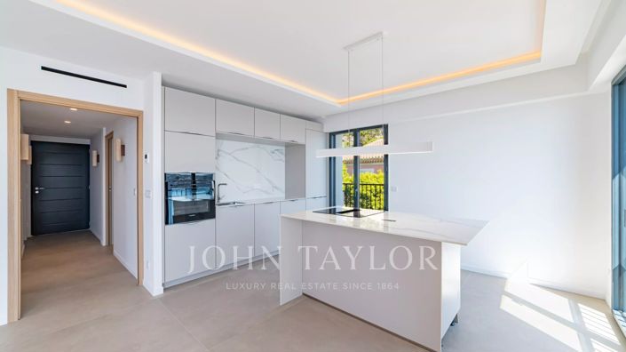 Image No.9-House for sale