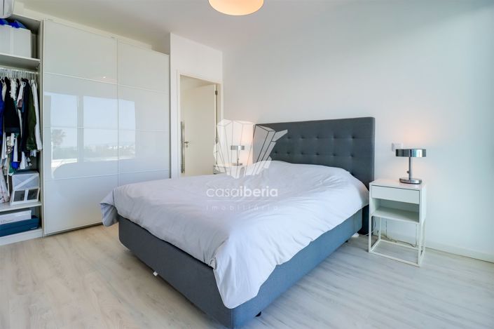 Image No.27-3 Bed House for sale