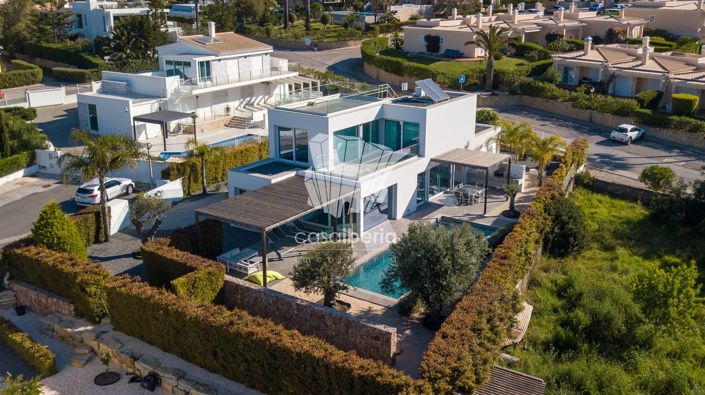 Image No.37-3 Bed House for sale