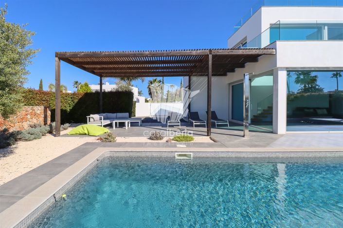 Image No.5-3 Bed House for sale