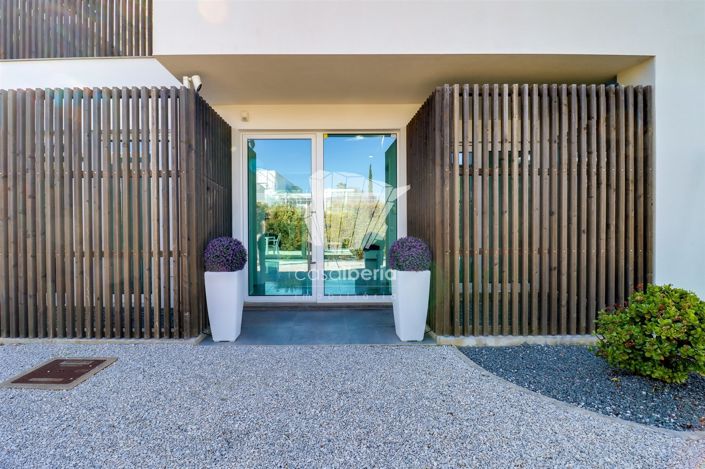 Image No.7-3 Bed House for sale