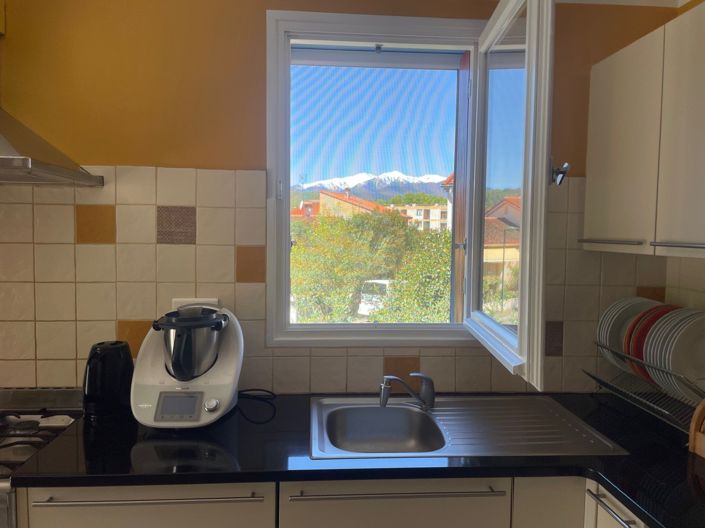 Image No.7-6 Bed House for sale