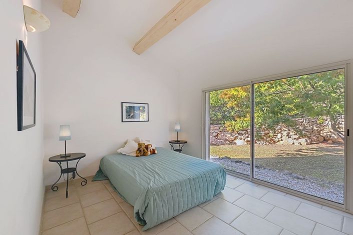 Image No.18-4 Bed House for sale