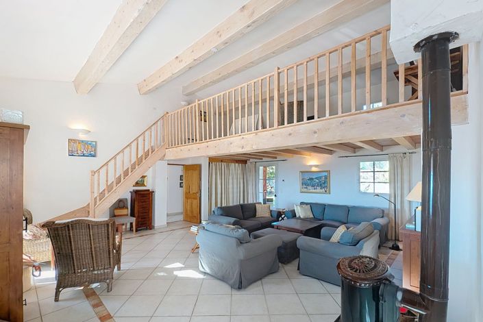 Image No.9-4 Bed House for sale