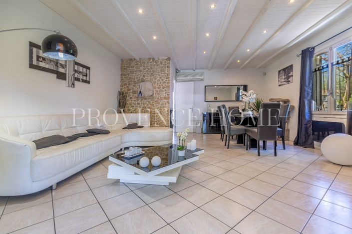 Image No.5-4 Bed House for sale