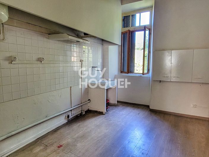 Image No.9-Maison de 4 chambres à vendre à Saint-Pons-de-Thomières