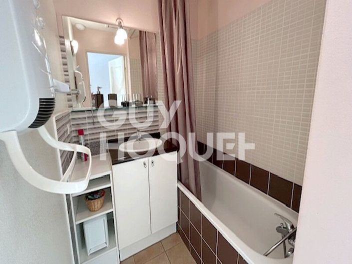 Image No.6-1 Bed House for sale