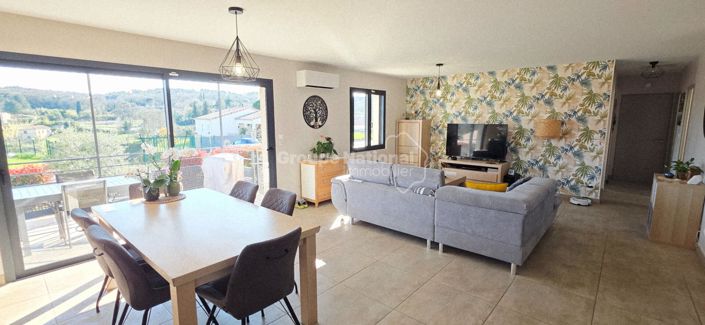 Image No.2-Maison de 2 chambres à vendre à Sabran