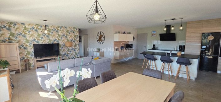 Image No.4-Maison de 2 chambres à vendre à Sabran