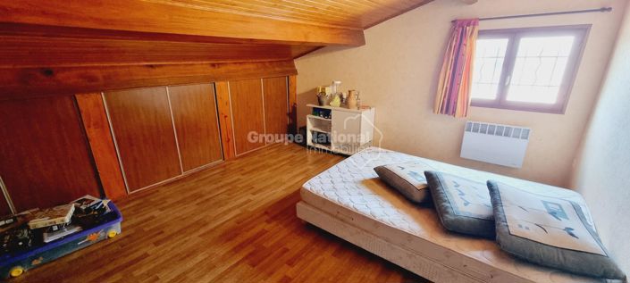 Image No.10-4 Bed House for sale