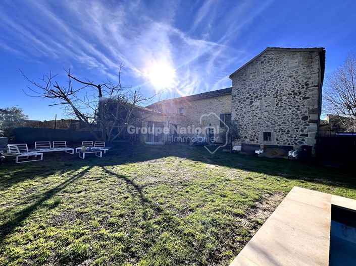 Image No.2-Maison de 3 chambres à vendre à Uzès