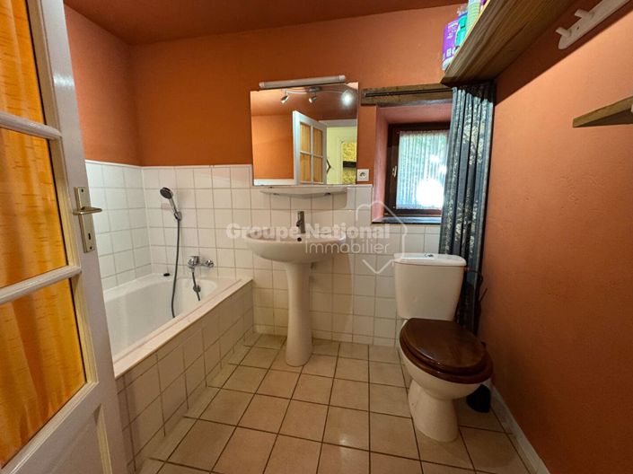 Image No.12-1 Bed House for sale