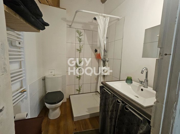 Image No.8-6 Bed House for sale