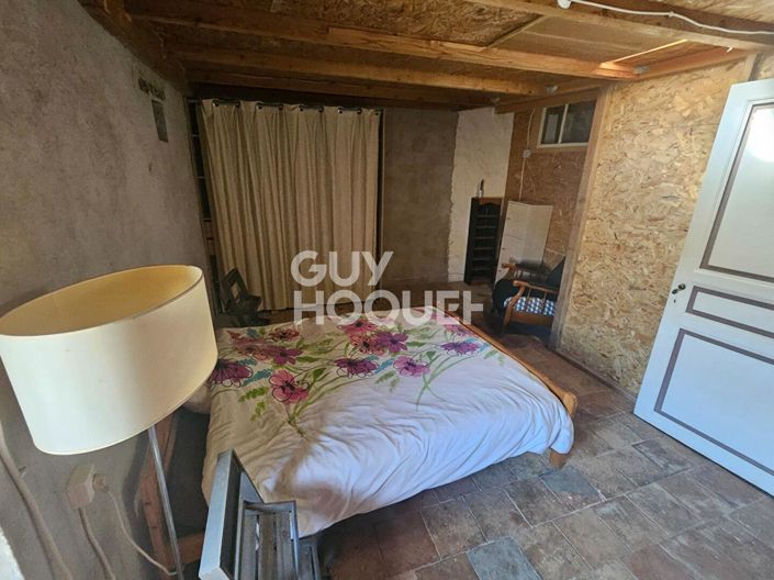 Image No.9-6 Bed House for sale