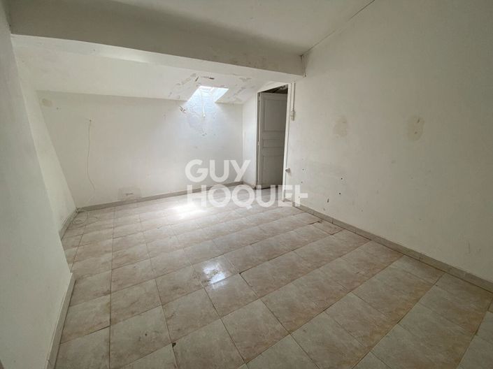 Image No.7-2 Bed House for sale