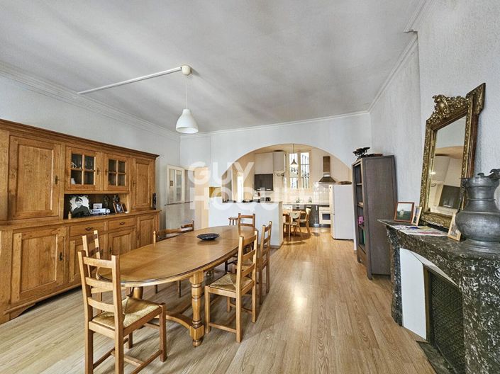 Image No.2-5 Bed House for sale