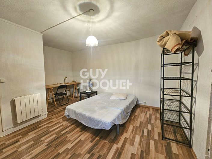 Image No.7-5 Bed House for sale